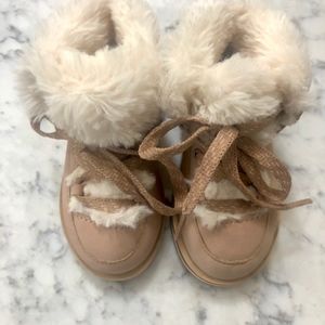 ZARA KIDS Toddler Shearling lined boots